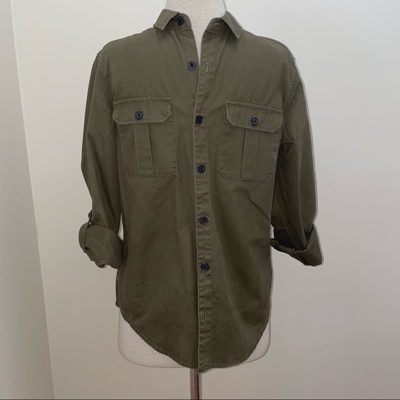 Forever 21 Other - Forever 21 military green pocket shirt size XS